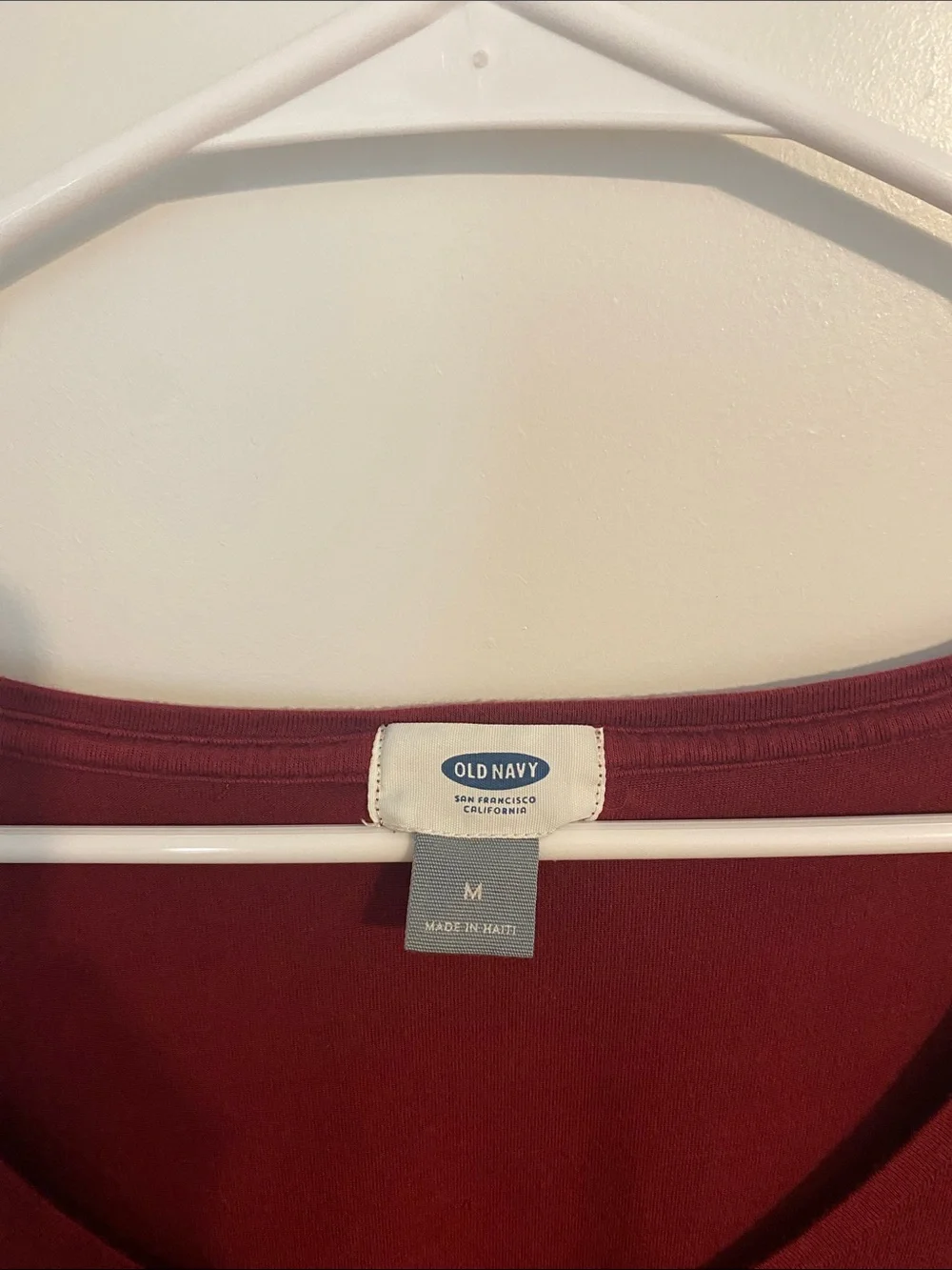 Old Navy Women's Short Sleeve Scoop Neck Tee - Burgundy - Picture 2 of 3